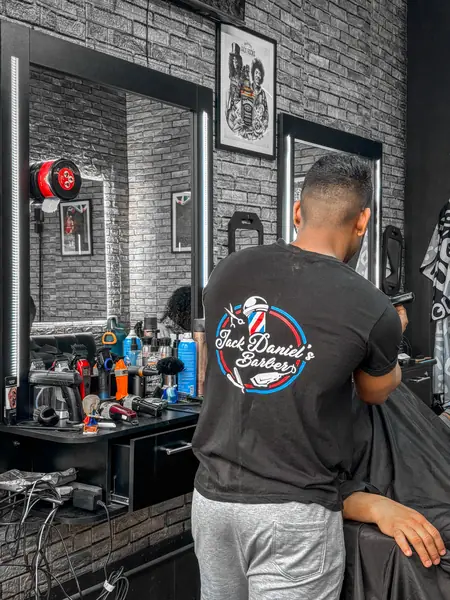 Corte y detalle